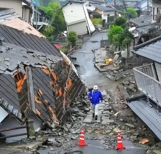 日本地震